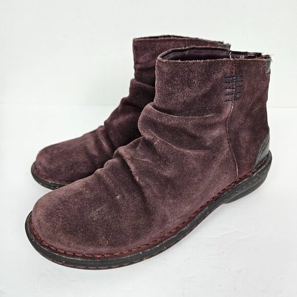 Clarks Avington Swan Purple Suede Gathered Scrunch Ankle Boot US 6 - Picture 5 of 9